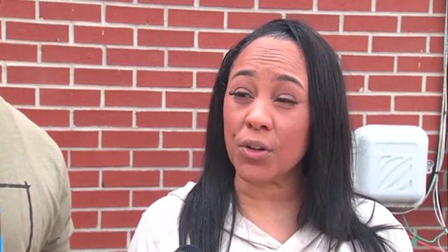 Fulton D.A. Fani Willis speaks for first time after disqualification ruling during Easter egg event смотреть онлайн