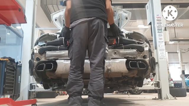 Porsche 911 Turbo 991.1 | Air Filter Replacement смотреть онлайн