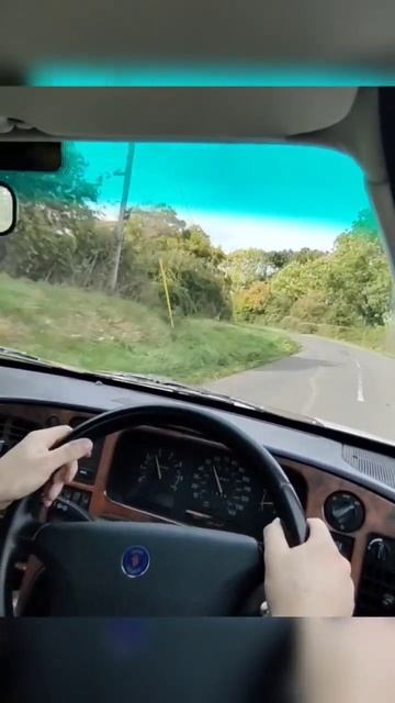Gotta Love a Saab 9000 Turbo 💪 смотреть онлайн