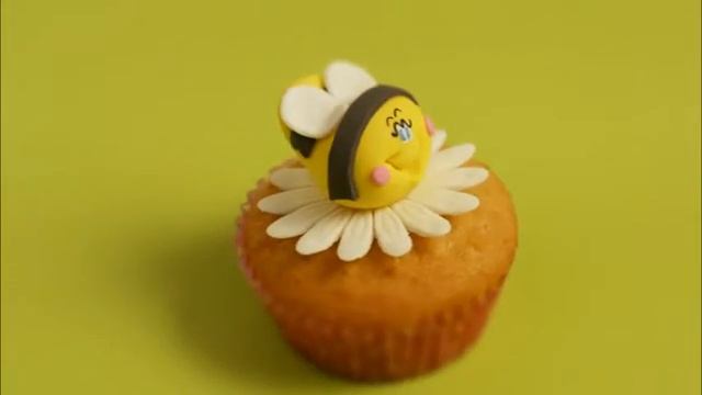 CupCake - The Bee