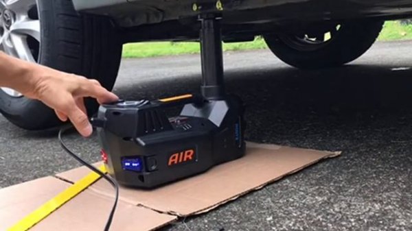 ROGTZ Electric Car Jack 5 Ton 12V Hydraulic Car Jack LED Light Portable Car Repair Tool Kit