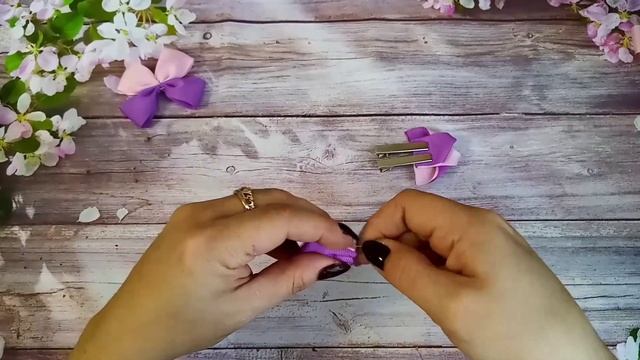 НЕБОЛЬШИЕ БАНТИКИ НА КАЖДЫЙ ДЕНЬ ПОД ШАПКУ ИЗ ЛЕНТЫ 2.5 СМ смотреть онлайн