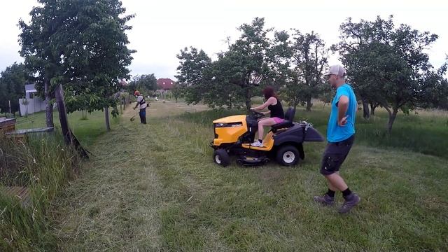 Kosenie trávy, Úľany nad Žitavou, 1.7.2020 смотреть онлайн