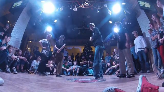 CosmA & Onso vs Armosha & Alex | HIP HOP 2x2 | 1:4 | BIG SIBERIAN JAM | 28 29 11 15 смотреть онлайн