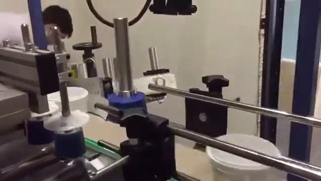 Автоматический этикетировщик конусная тара смотреть онлайн