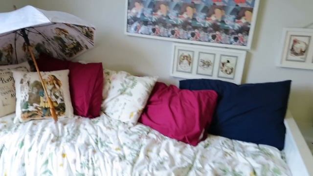 Touring my Alice Room! смотреть онлайн