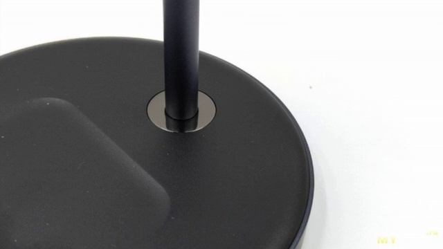 Магнитное беспроводное зарядное устройство-подставка Ugreen CD317 | #Обзор