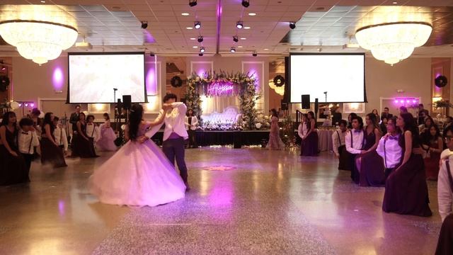 Alyssa Sofia’s Cotillion De Honor - Tangled Theme смотреть онлайн