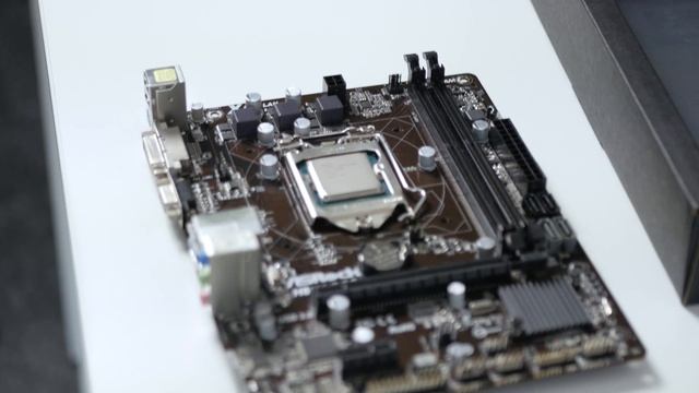 KŚ wyjaśnia: formaty płyt głównych