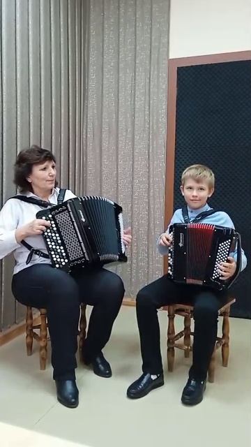 Галиулин Илья и Лавриненко Людмила Ильинична