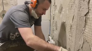 Нанесение цементной штукатурки