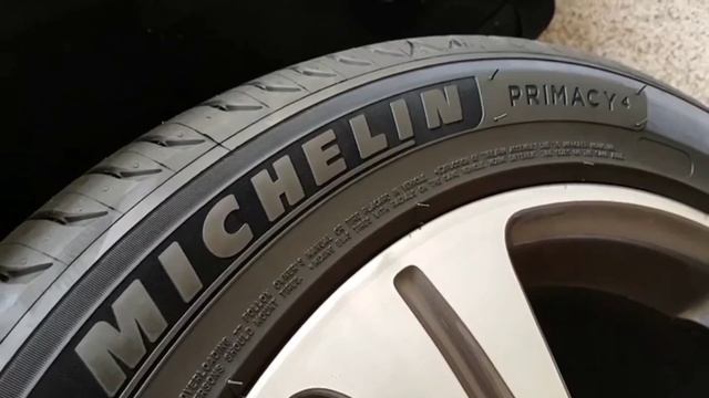An Experimental Surprise with Michelin! смотреть онлайн