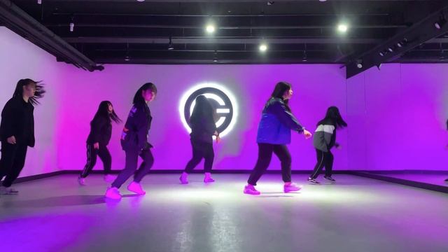 Purple Salamander(퍼플 샐러맨더) - CHIN CHILLA(오담률) | BAEK SO Choreography | THE CODE DANCE STUDIO | смотреть онлайн