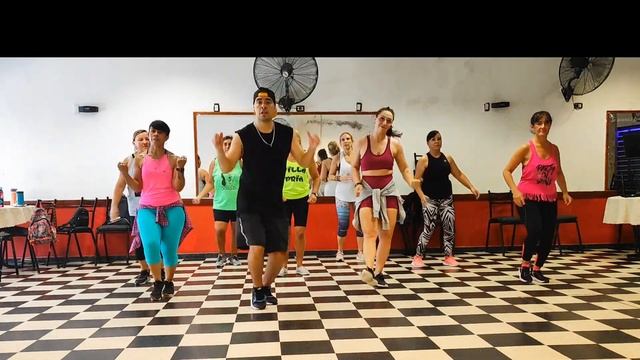 SINVERGÜENZA / CUMBIA / ZUMBA / GUSTAVO AQUINO 🚨🚨 смотреть онлайн