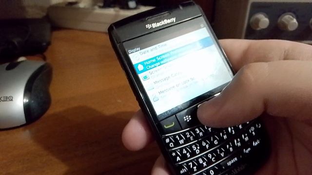 BlackBerry Bold 9780 (2009) — ретроспектива в честь Дня Рождения Блекберри!