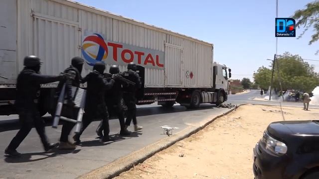 Saint-Louis/Sécurité Transport : Transport Ibrahima Sakho (TIS) смотреть онлайн