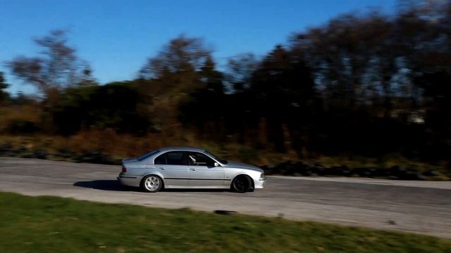 E39 530d drift track day Goldstone смотреть онлайн