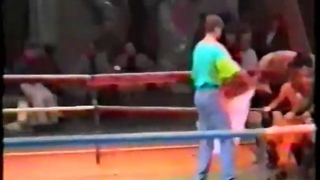 Бой за звание чемпиона СНГ по кикбоксингу среди профессионалов.