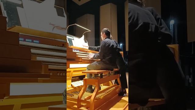 Регер фуга из хоральной фантазии Wachet auf Изотов ИА смотреть онлайн