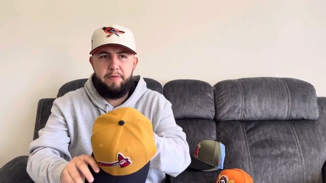 Birthday Unboxing 🧢 смотреть онлайн