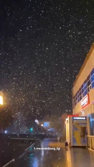 В Оренбург пришла зима смотреть онлайн