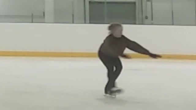 ВЛОГ С ФИГУРНОГО//после гипса😱//УПАЛА! смотреть онлайн