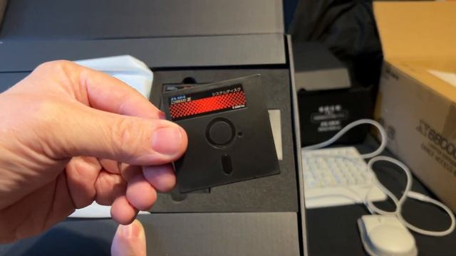 Sharp X68000Z Mini Limited Edition Unboxing смотреть онлайн