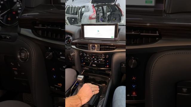 Lexus LX450D/570 - установить доп мультимедиа на штатный монитор - любые приложения на ориг монитор смотреть онлайн