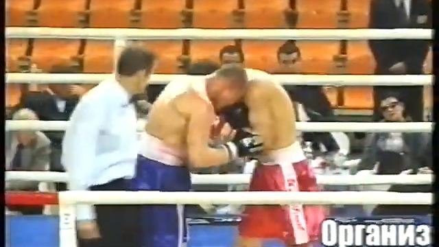 Бои за звание чемпиона России среди профессионалов по боксу.