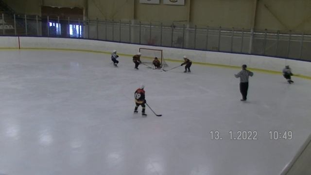 Нефтяник Лениногорск 2011 - Яшьлек Заинск 2011 2 период смотреть онлайн