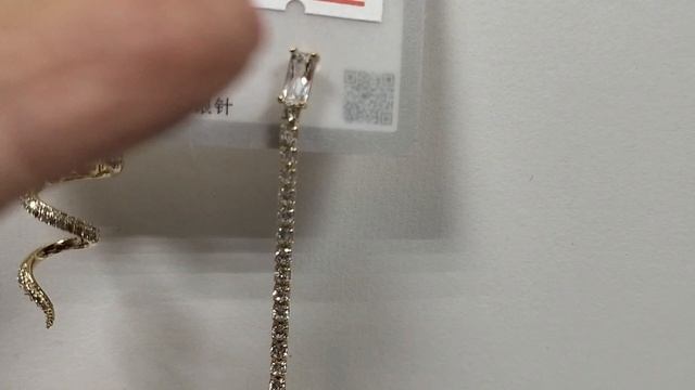 Бижутерия. Витрина серьги . Заказ на ватсап +79083191849 смотреть онлайн