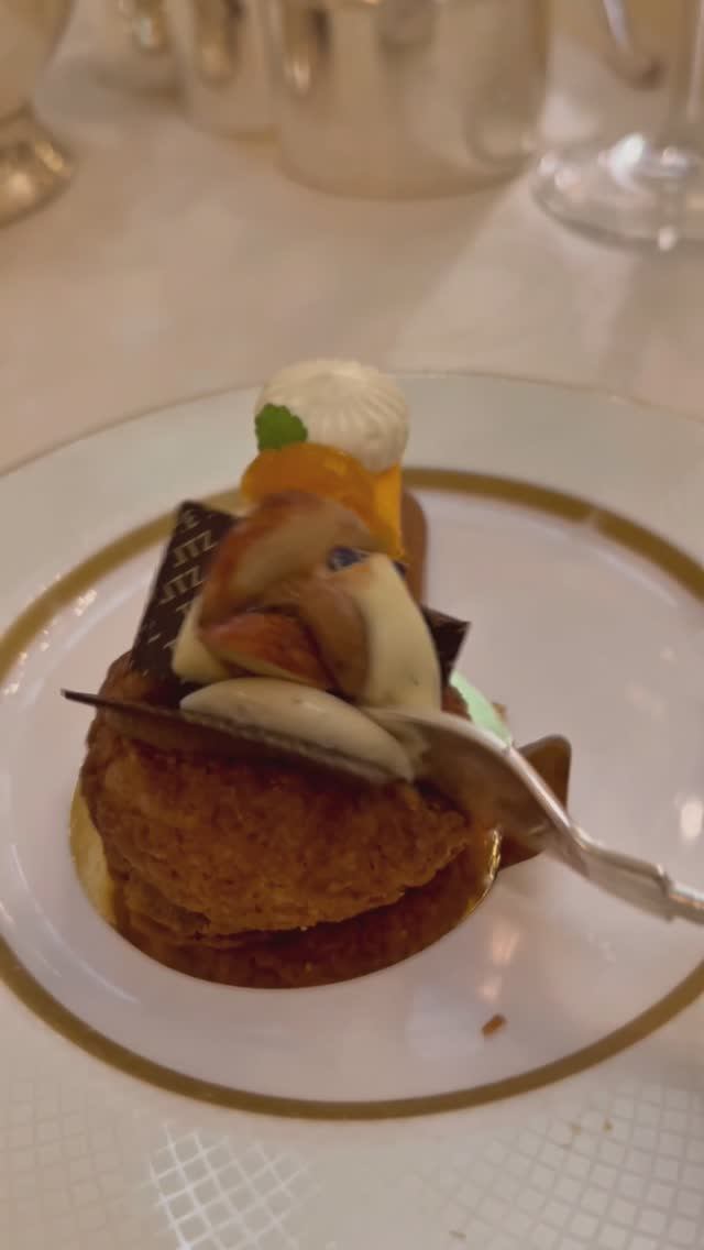 Ритц Лондон-чайная церемония #лондон#чайнаяцеремония#ритц#традиции#английскиечаепития#чаепитие смотреть онлайн