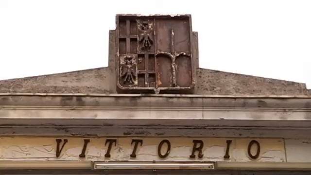 GRUPPO ZLT OCCUPA CASERMA DI VIA ROSSETTI смотреть онлайн