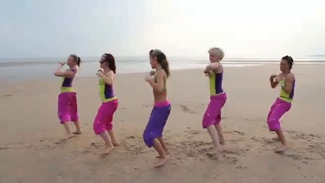ZUMBA CAIPIRINHA FITNESS FIESTA смотреть онлайн