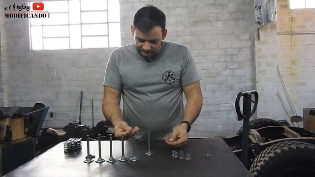 JEEP WILLYS E AS VÁLVULAS DO CABEÇOTE DO MOTOR BF161 - EP. 26 смотреть онлайн