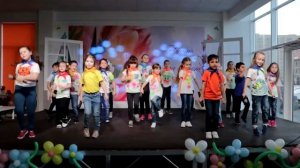 Детская песня Мы одна семья