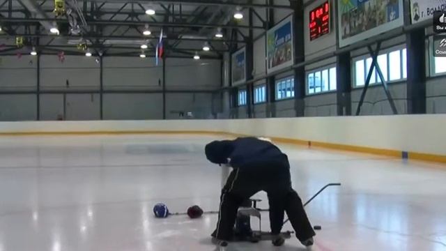 Бомбардир шайбомёт