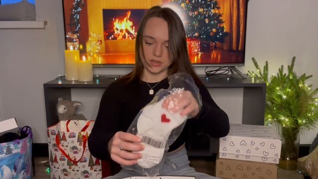 распаковка новогодних подарков 🎁🎄| идеи подарков смотреть онлайн