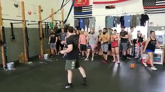 Crossfit Murph 9:30 am Starting Line смотреть онлайн