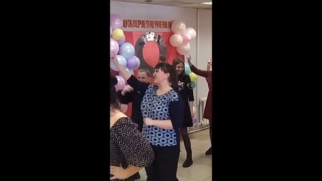 Поздравление с 8 мартом смотреть онлайн