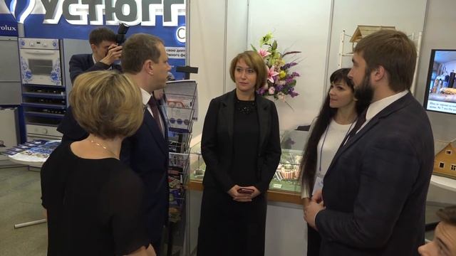 Антон Кольцов о выставке "Свой дом" смотреть онлайн