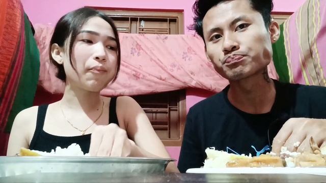 Je paya lip 💋 kiss ! 😱Rice Desi food challenge with @BishalDebbarmaOfficial смотреть онлайн