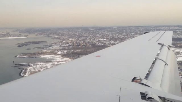 Afternoon Newark Landing - United Express ERJ-145 approach and landing into EWR смотреть онлайн