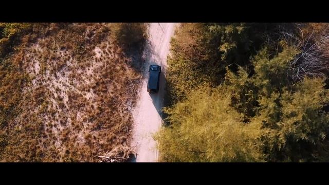Land Rover Defender смотреть онлайн