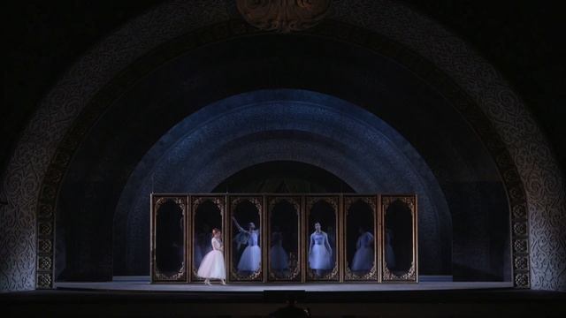"Una voce poco fa" da Il barbiere di Siviglia - Mara Gaudenzi смотреть онлайн