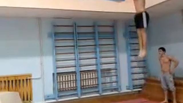 тройное сальто смотреть онлайн