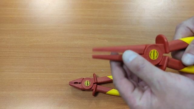 Knipex, clește din plastic izolat la 1000 v, model 98 62 02,și 98 68 01. смотреть онлайн