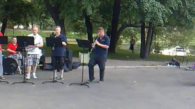 KBrothers. Концерт в Лефортовском парке. 3/10 смотреть онлайн