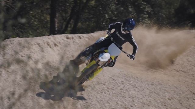 2024 TC 250 – the next evolution in 2-stroke motocross technology | Husqvarna Motorcycles смотреть онлайн