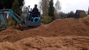 Миниэкскаватор Катрина.